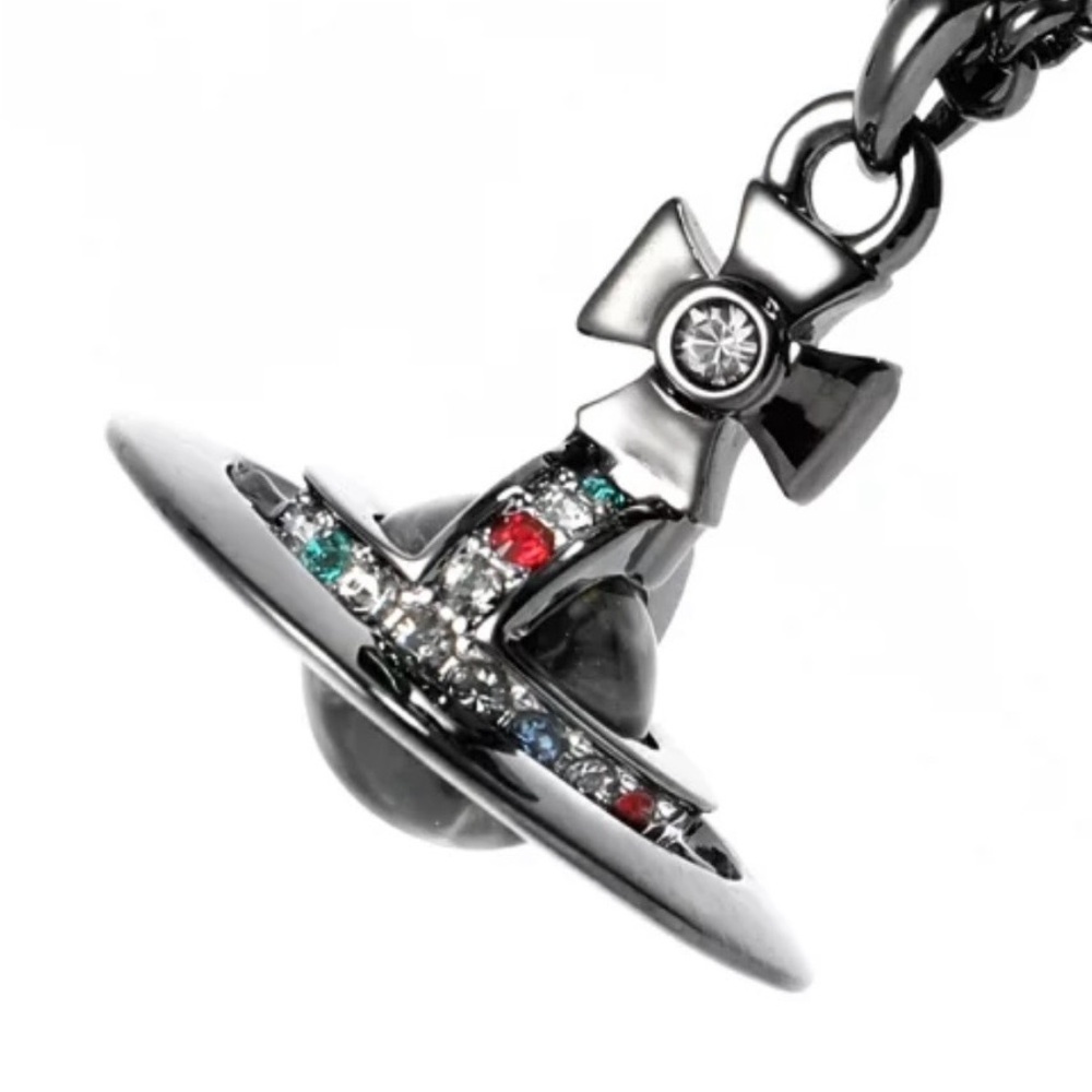 Vivienne Westwood “New Petite Orb” Pendant on Chain - Picture 7 of 7